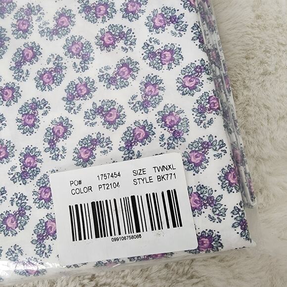 NEW J. Crew Home Purple Floral Duvet Set and Pillow Case Sham Set Twin/Twin XL - Picture 4 of 8